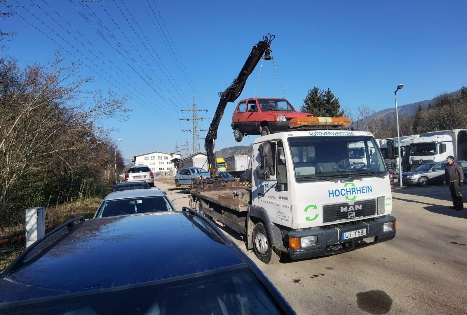 Autoverwertung Hochrhein – Fahrzeugabholung mit eigenem Abschleppwagen